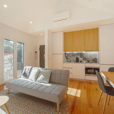Courtyard Design By Vacationy Apartment